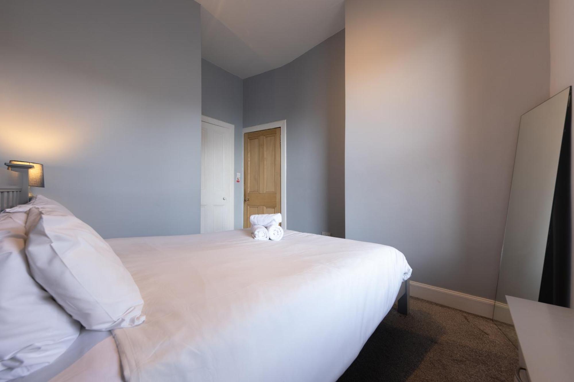 Bright 1 Bedroom Apartment Near City Centre EDI Exterior foto